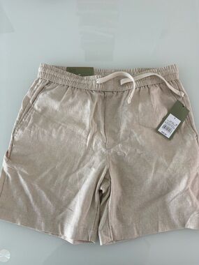 Men’s Textured Cream Fabric Shorts